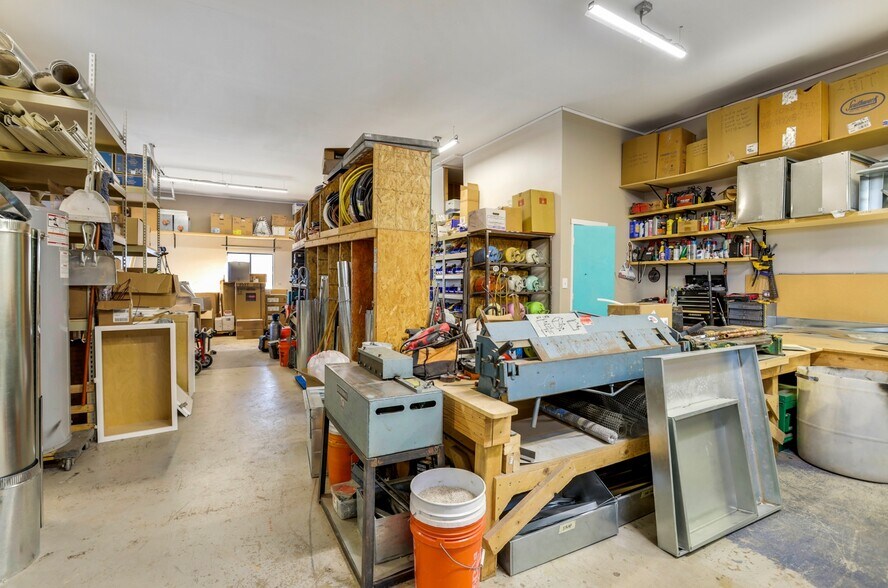 More Photos Of 1810 Park St, Castle Rock Flex For Sale