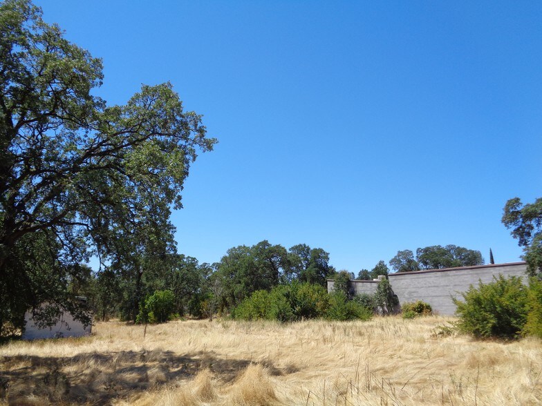 More Photos Of 2681 Hartnell Ave, Redding Land For Sale