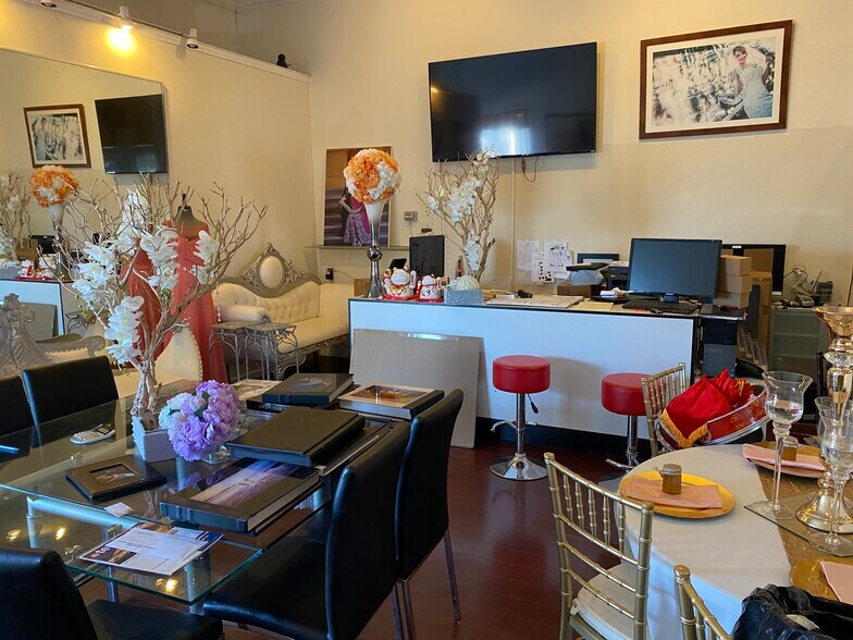 More Photos Of 412-414 E 12th St, Oakland Storefront Retail Residential For Sale