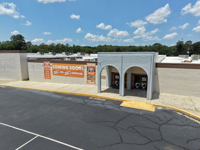 More Photos Of 1520-1821 Richland Ave W, Aiken Unknown For Lease