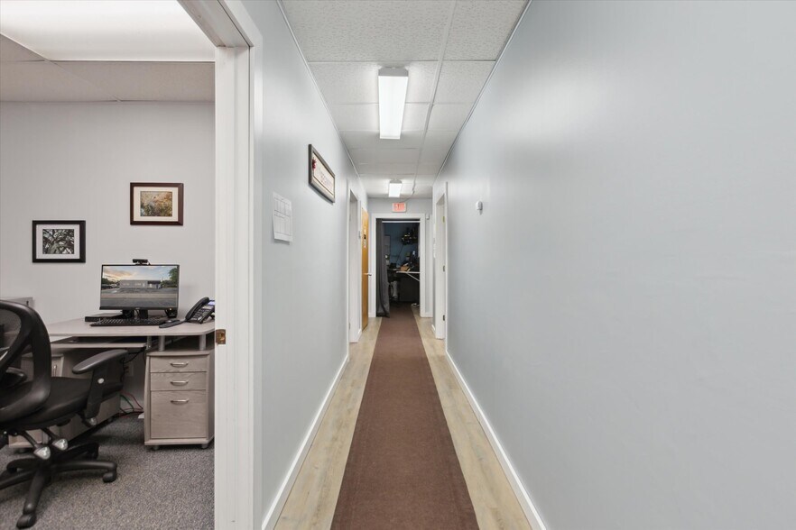 More Photos Of 1000 N Johnson St, Bay City Medical For Sale