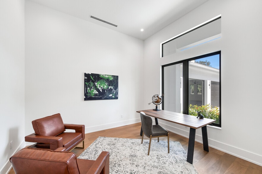 More Photos Of 3233 64th St SW, Naples Apartments For Sale