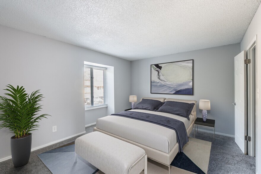 More Photos Of 5659 Del Prado Dr, Tampa Apartments For Sale