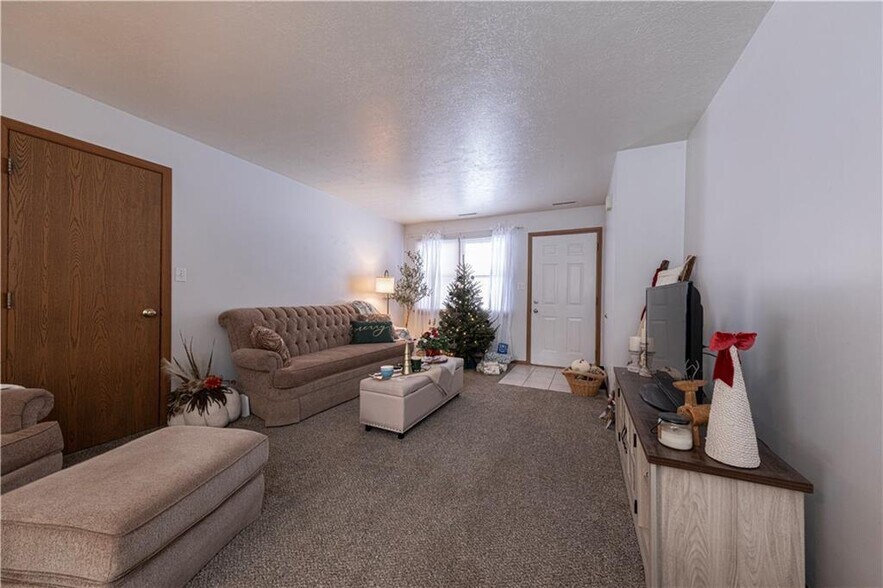 More Photos Of 108 Oak Dr, Saxonburg Apartments For Sale