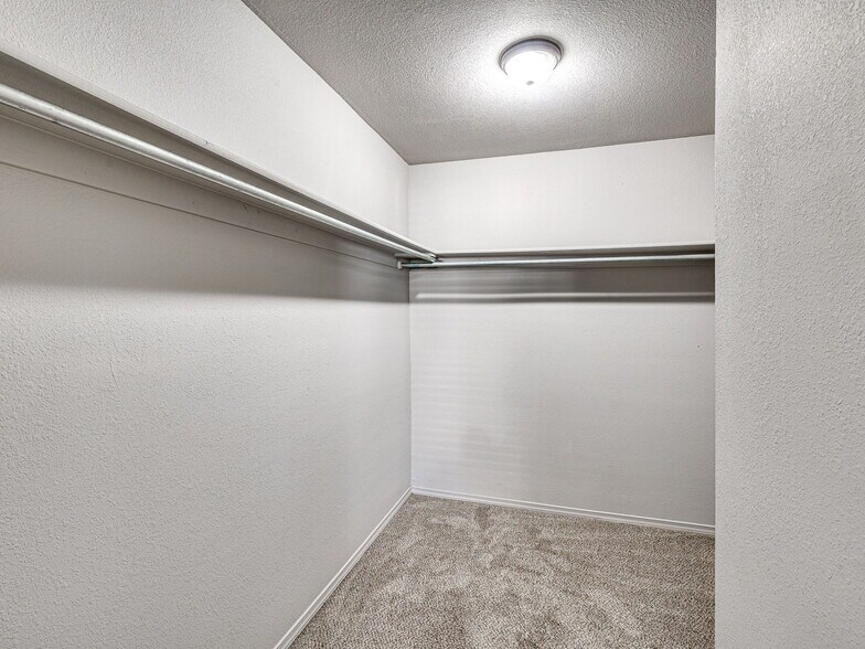 More Photos Of 2302 S 137th East Ave, Tulsa Apartments For Sale