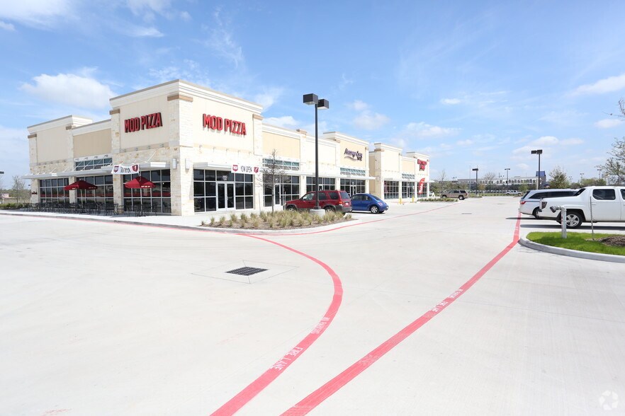 More Photos Of Pearland Pky & FM-518, Pearland Unknown For Lease