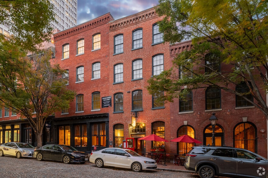 More Photos Of 1208-1212 E Cary St, Richmond Loft Creative Space For Lease