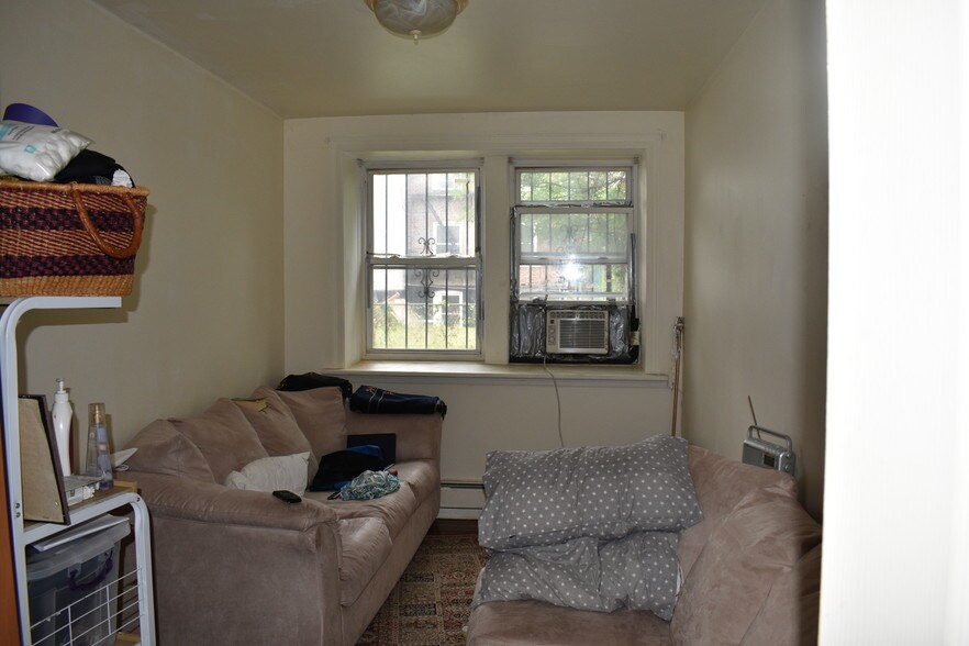 More Photos Of 734 E 227th St, Bronx Apartments For Sale