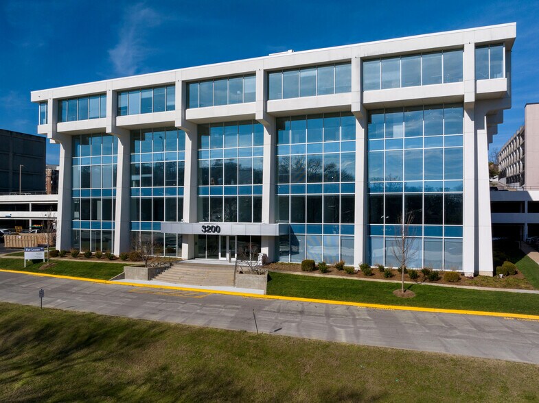 More Photos Of 3200 West End Ave, Nashville Unknown For Lease