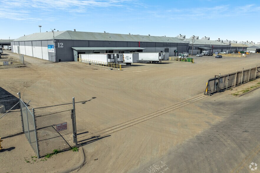 Primary Photo Of 1515-1521 S Fresno Ave, Stockton Warehouse For Lease
