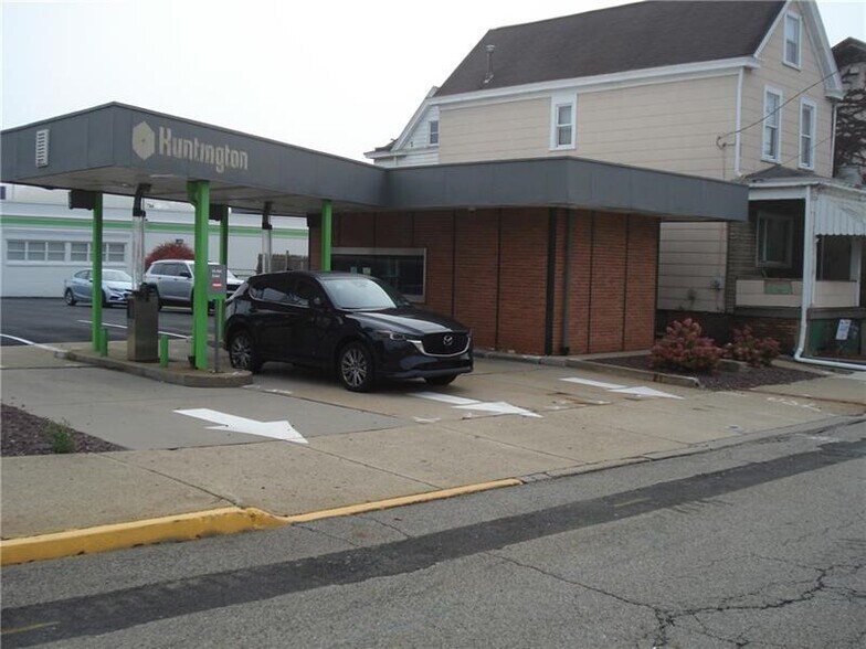 More Photos Of 0 Pennsylvania Ave, Rochester Freestanding For Sale