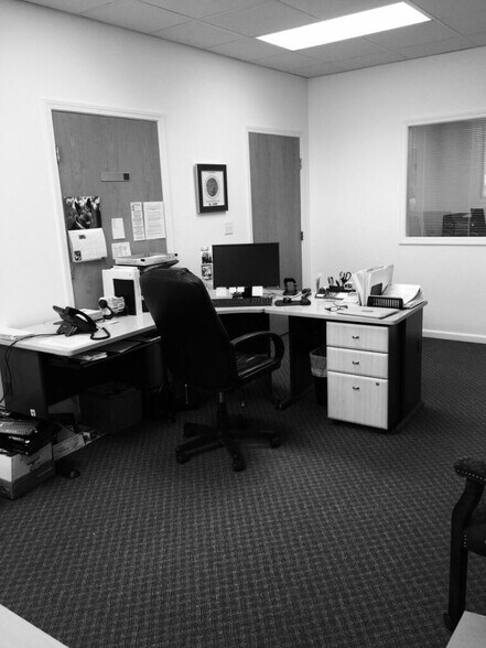 More Photos Of 13748 Center St, Carmel Valley Office Residential For Lease