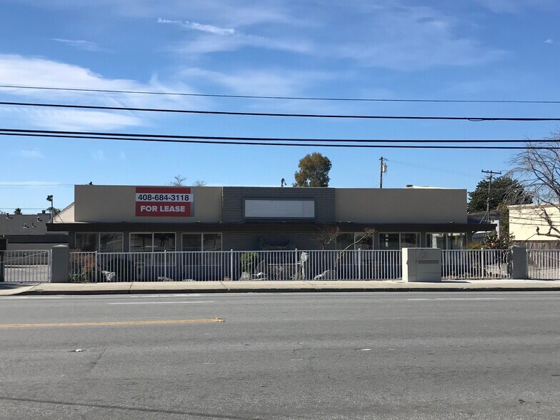 Primary Photo Of 803 S White Rd, San Jose Freestanding For Lease