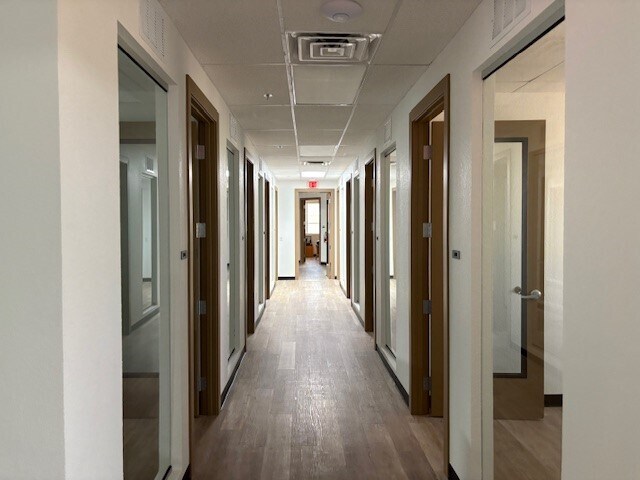 More Photos Of 1991-1993 Industrial Dr, Deland Loft Creative Space For Sale