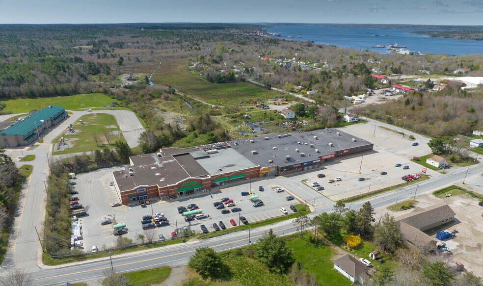 Primary Photo Of 115 King St, Shelburne General Retail For Lease