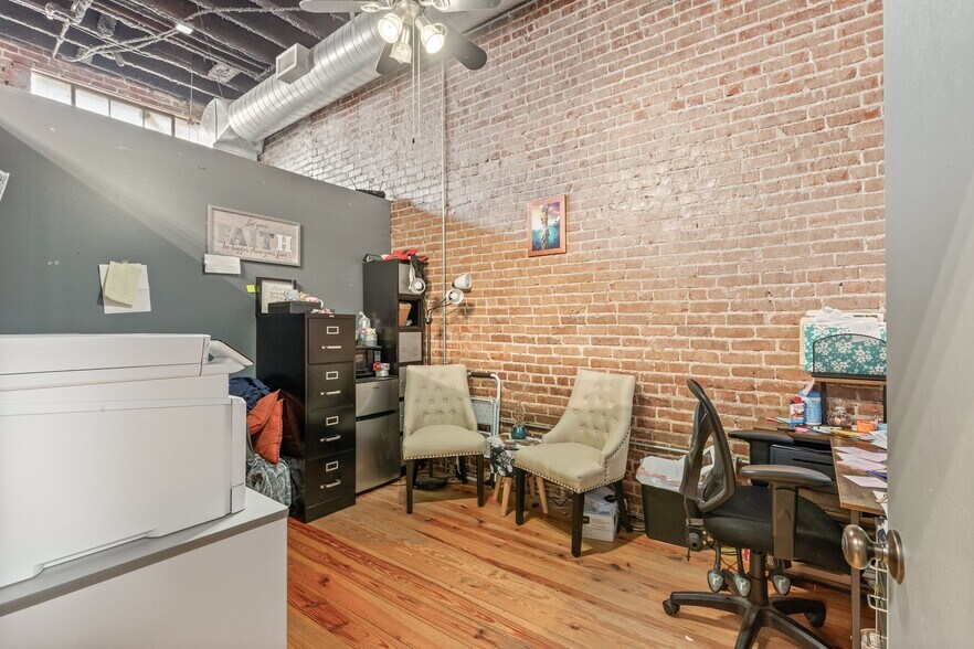 More Photos Of 116-118 N Main St, Sand Springs Storefront Retail Residential For Sale