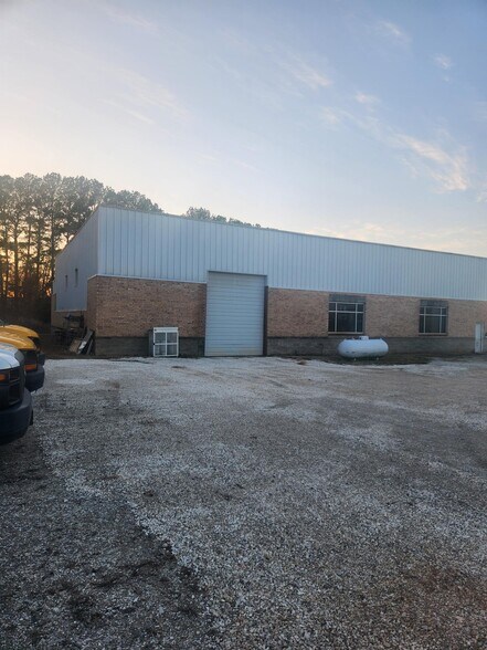 More Photos Of 10504 N Highway 265, Fayetteville Warehouse For Sale