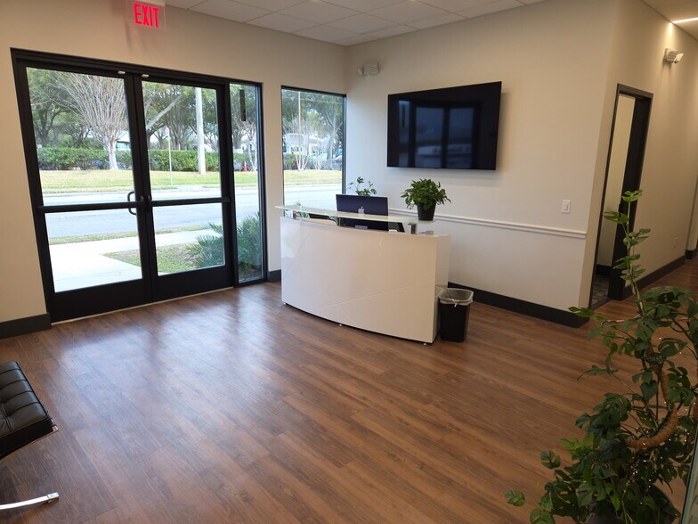 More Photos Of 2600 E Robinson St, Orlando Office For Lease