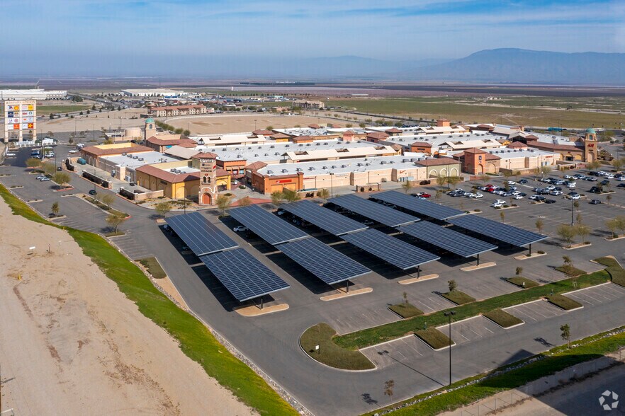 More Photos Of 5701 Outlets At Tejon Pky, Arvin Unknown For Lease