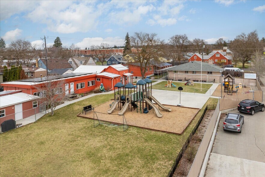 More Photos Of 4125 N Maple St, Spokane Schools For Sale