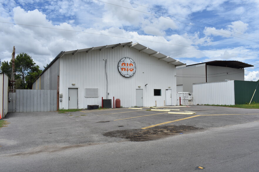 Primary Photo Of 703 Buschong St, Houston Manufacturing For Sale