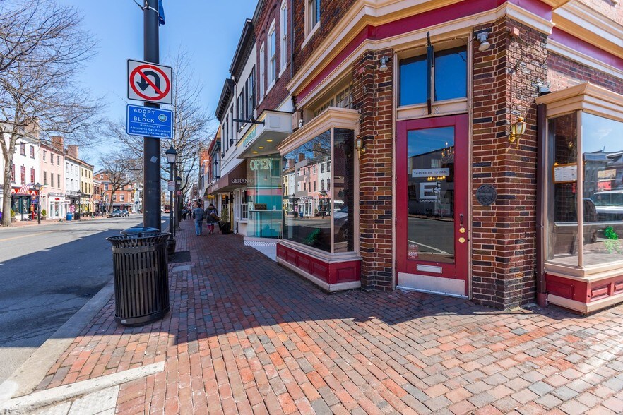More Photos Of 722 King St, Alexandria Storefront Retail Office For Lease