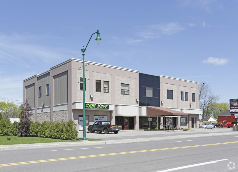 Primary Photo Of 1011 Rue Notre-Dame, Repentigny Storefront Retail Office For Lease