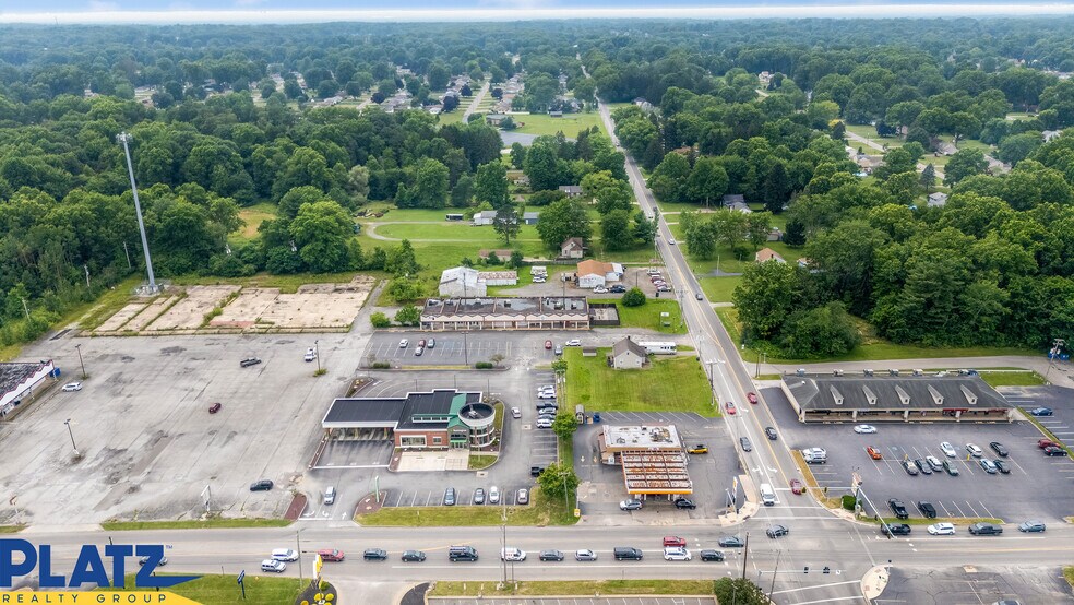 More Photos Of 1716-1728 S Raccoon Rd, Austintown Freestanding For Sale