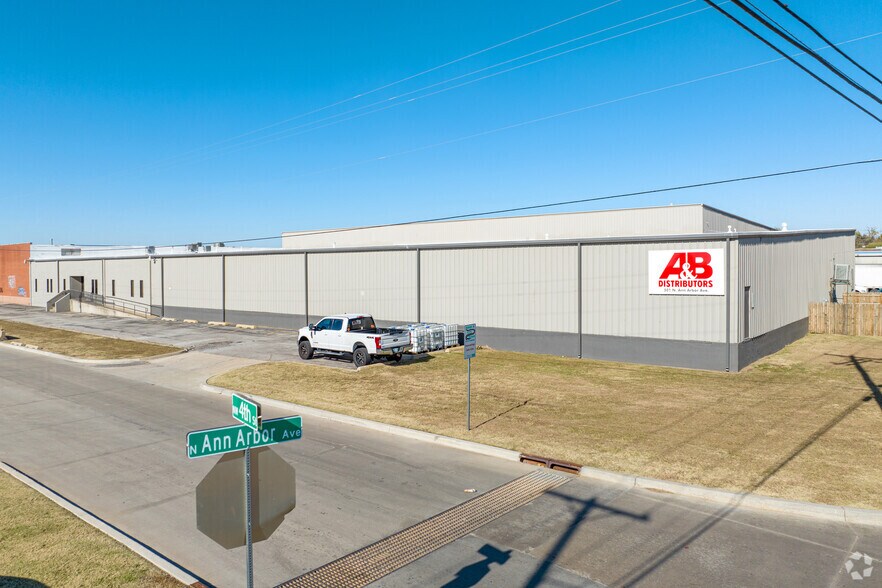 Primary Photo Of 5401 NW 4th St, Oklahoma City Warehouse For Lease