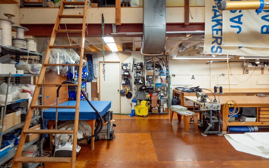 More Photos Of 64 Halsey St, Newport Warehouse For Sale