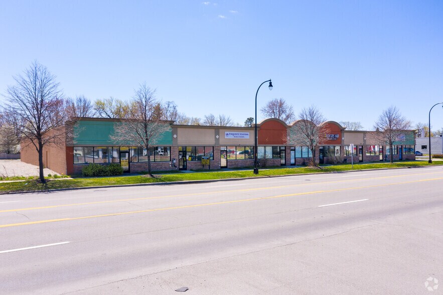 More Photos Of 28885 Plymouth Rd, Livonia Unknown For Lease
