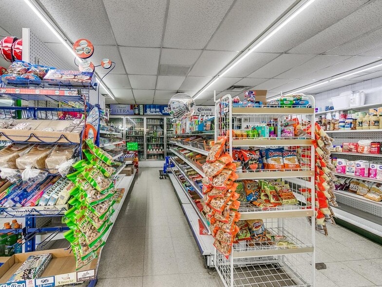 More Photos Of 3901 NW 10th St, Oklahoma City Convenience Store For Sale