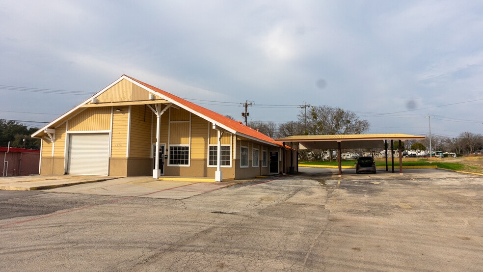 More Photos Of 1526 Pat Booker Rd, Universal City Storefront Retail Office For Sale