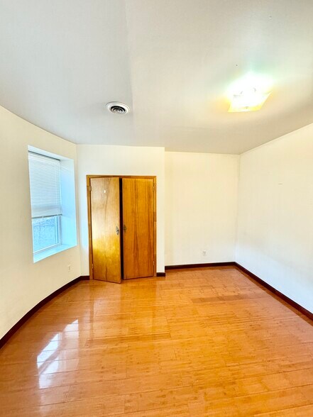 More Photos Of 125 Stratford Ave, Pittsburgh Apartments For Sale