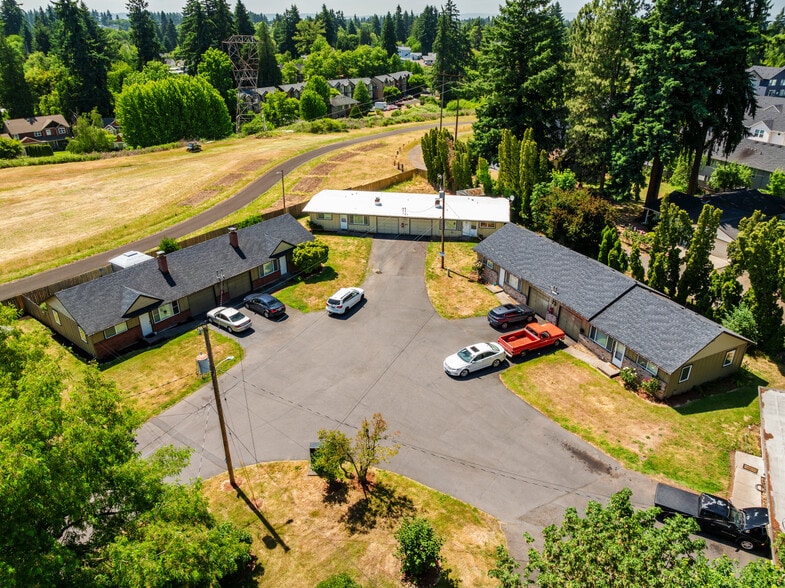 More Photos Of 3902 Gibbons St, Vancouver Apartments For Sale