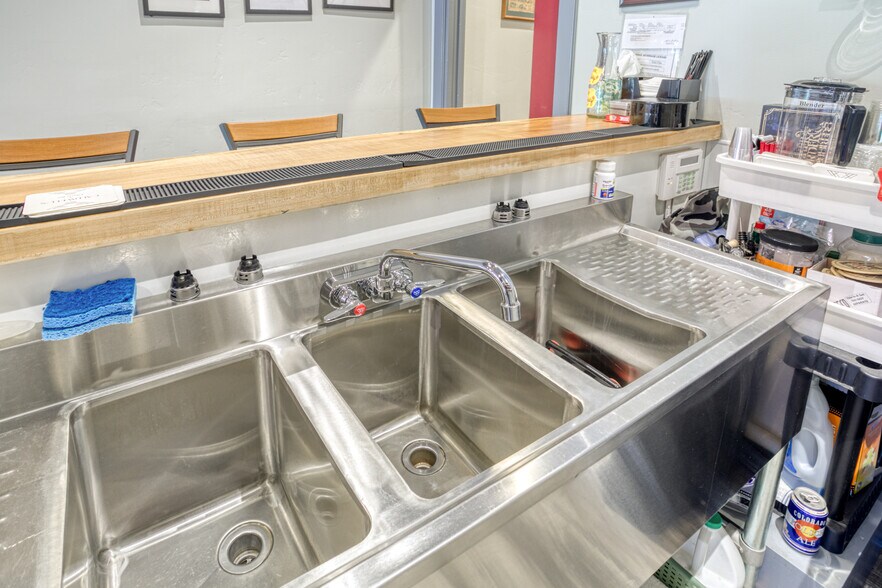 More Photos Of 418 Pagosa St, Pagosa Springs Movie Theatre For Sale