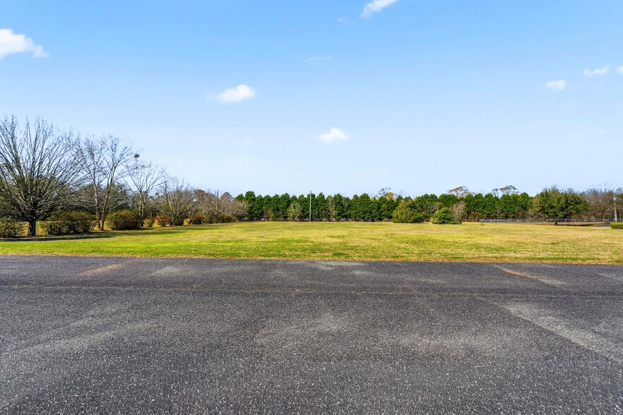 More Photos Of 2828 Harvest Rd, Jay Religious Facility For Sale