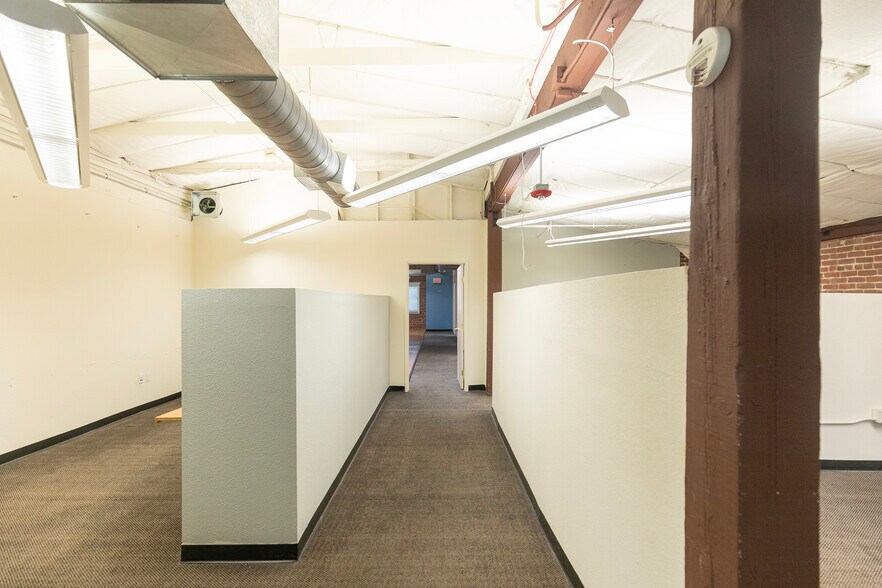 More Photos Of 920 20th St, Sacramento Loft Creative Space For Lease
