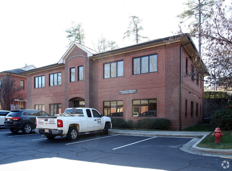 More Photos Of 1091 Pemberton Hill Rd, Apex Medical For Lease