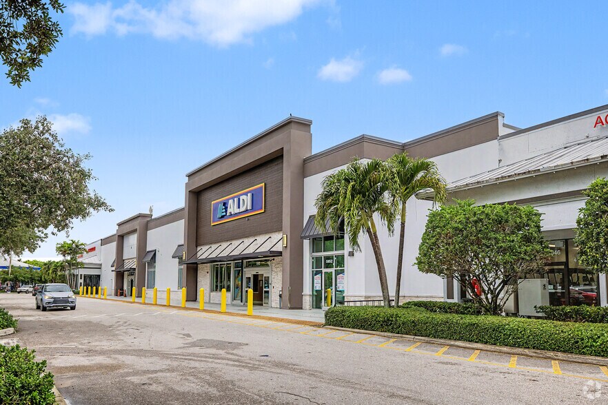 More Photos Of 5010-5096 Seminole Pratt Whitney Rd, Loxahatchee Freestanding For Lease