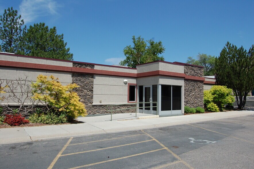 More Photos Of 246 N 18th Ave, Pocatello Healthcare For Sale