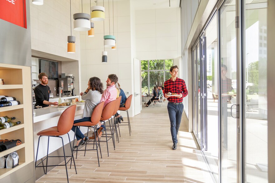 More Photos Of 400 Spectrum Center Dr, Irvine Office For Lease