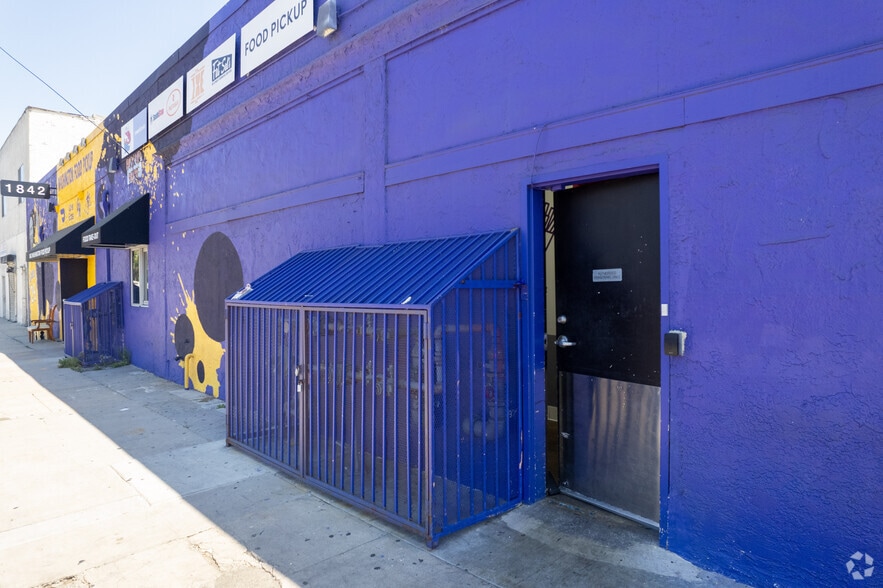 More Photos Of 1840-1842 W Washington Blvd, Los Angeles Warehouse For Lease