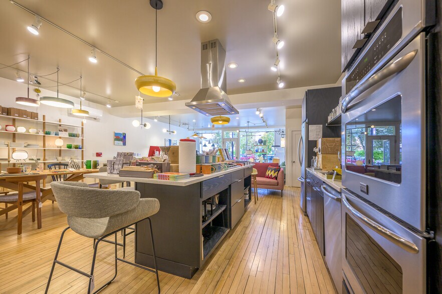 More Photos Of 705 Warren St, Hudson Storefront Retail Residential For Sale