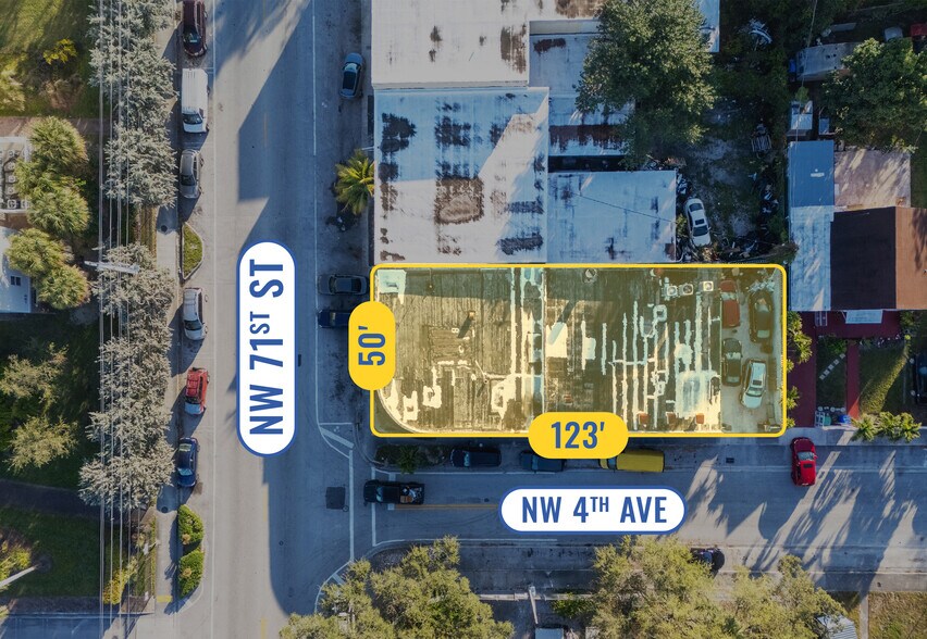 More Photos Of 360 NW 71st St, Miami Flex For Sale