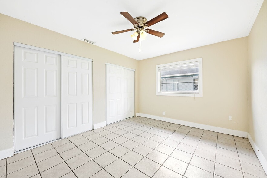 More Photos Of 3910 NW 30th Ter, Lauderdale Lakes Apartments For Sale