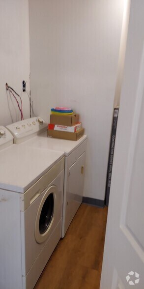 More Photos Of 6135 Petty St SW, Covington General Retail For Sale