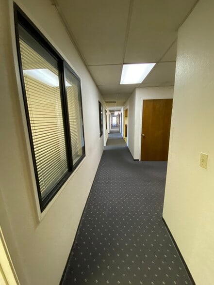 More Photos Of 1117 Lone Palm Ave, Modesto Loft Creative Space For Lease