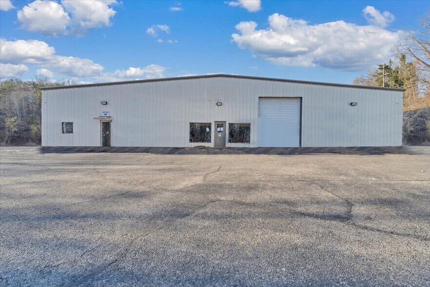 More Photos Of 81 5th Ave, Collinsville Manufacturing For Sale