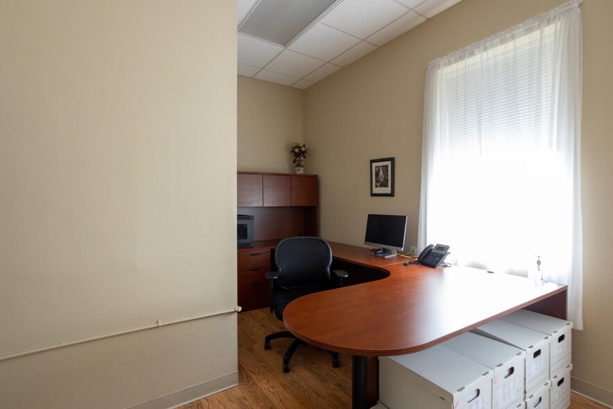 More Photos Of 17-19 Marble Ave, Pleasantville Storefront Retail Office For Sale